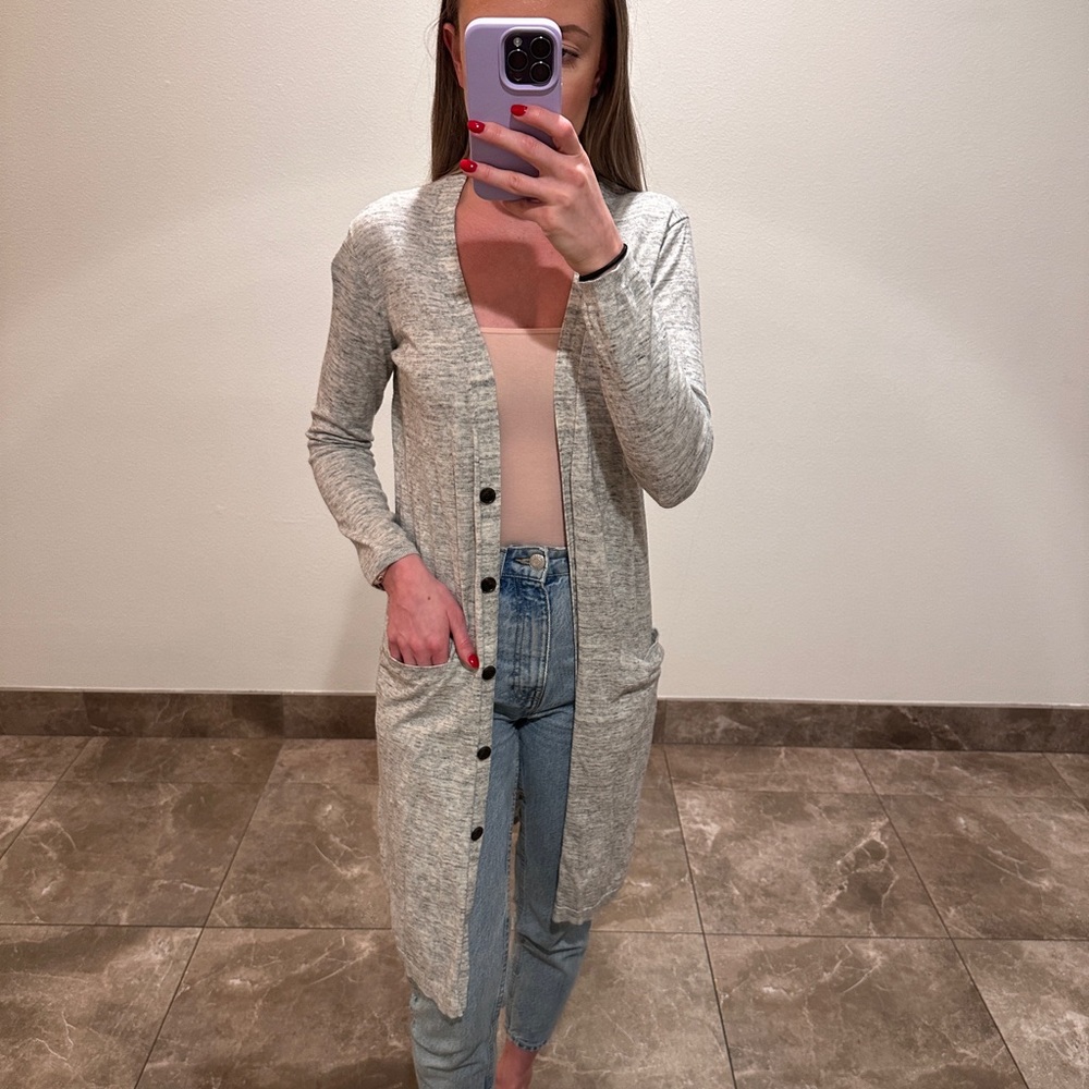 GAP Heathered Gray Cardigan